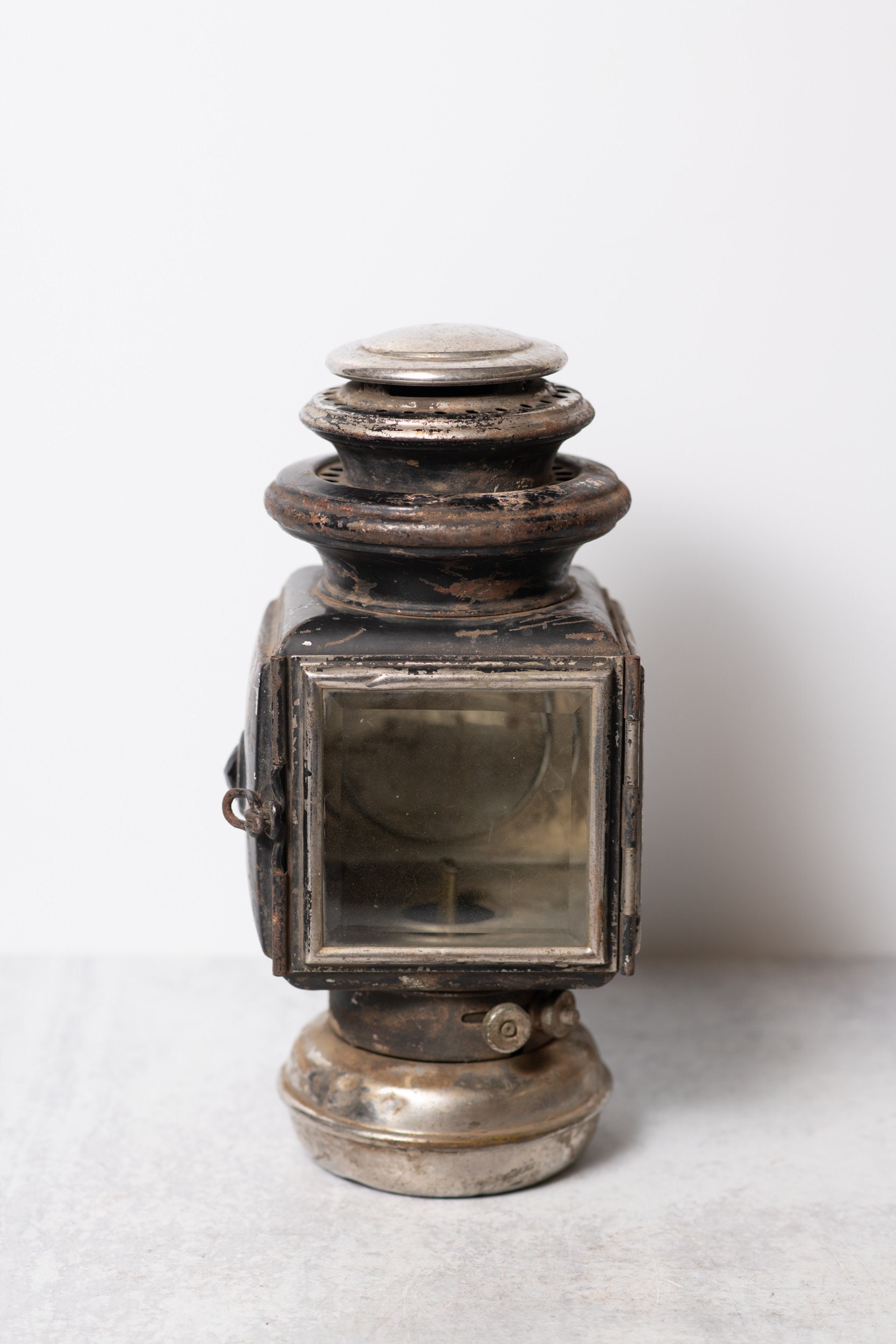 Barn Lantern Chalwyn Tropic England (NS) 524 Barn Lantern Chalwyn Tropic England (NS) 524