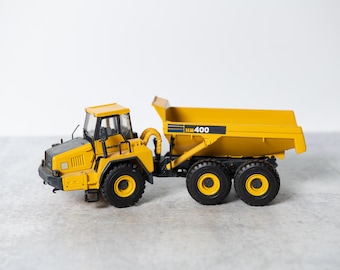 Komatsu HM 400 Articulated Dump Truck Die Cast Promotions Metal Collectible NO BOX