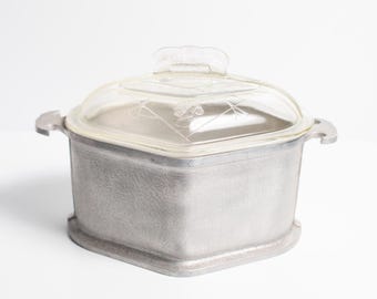 Guardian Service Aluminum Cooking Pot with Glass Lid Triangle Shaped, 2.5 Qt