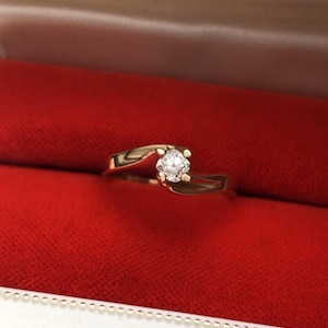 Peruzzi Old Mine Cut Diamond Ring