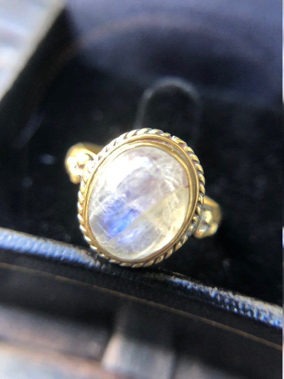 Large Cabochon Moonstone Ring - image 1