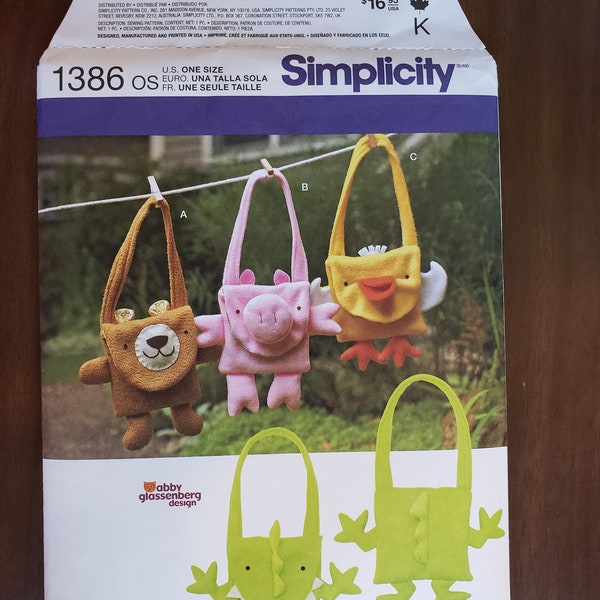 New, uncut sewing pattern, Abby Glassenberg Design. Simplicity pattern 1386, Fleece Animal Bags, Bear, Pig, Duck, Dinosaur,