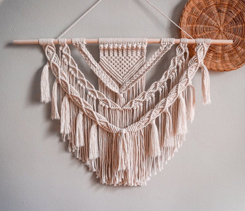 Macrame Pattern | Written PDF with photos by BerryandClove | Beginner/Intermediate Digital Macrame Wall Hanging Pattern | Instant download 