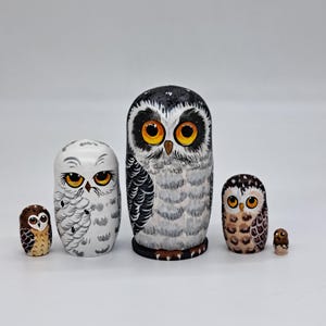 Bezaubernde Ukrainische Eulen-Puppenset - 4 "Hoch, 5-teiliges Holzspielzeug Stapelpuppen Gut für Kinder Geschenk Wohnkultur Für Eulensammler