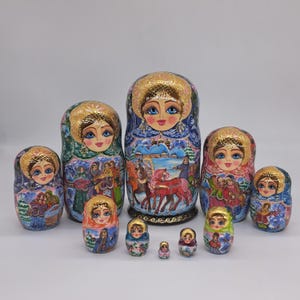 Poupées gigognes 20 cm Matriochka 10 en 1 « Vacances de Noël en Ukraine » Poupées empilables Jouet en bois fait main par un artiste ukrainien