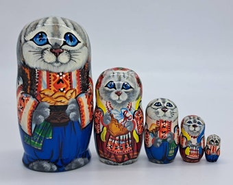 5" Cat family Nesting dolls Matryoshka Handmade and painted in Ukraine Animal stacking dolls 5 in 1 Wooden toy for kids gifts home decor