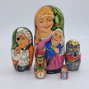 7&quot; Nutcracker nesting dolls matryoshka Hand painted 5 in 1 Artwork Wooden toy Home decor Russian doll Stacking dolls