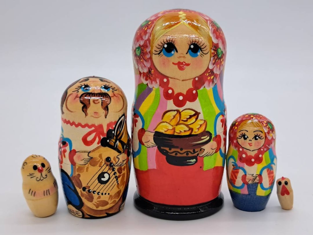 Ukrainian Nesting Dolls Family Matryoshka Handmade 4 Tall 5 in 1 Wooden