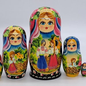7&quot; Nesting dolls Ukrainian matryoshka 5 in 1 Stacking dolls Handmade in Ukraine Good for gift