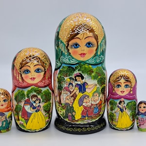 7&quot; Nesting dolls 5 in 1 matryoshka &quot;Snowywhite&quot; Hand crafted and painted in Ukraine