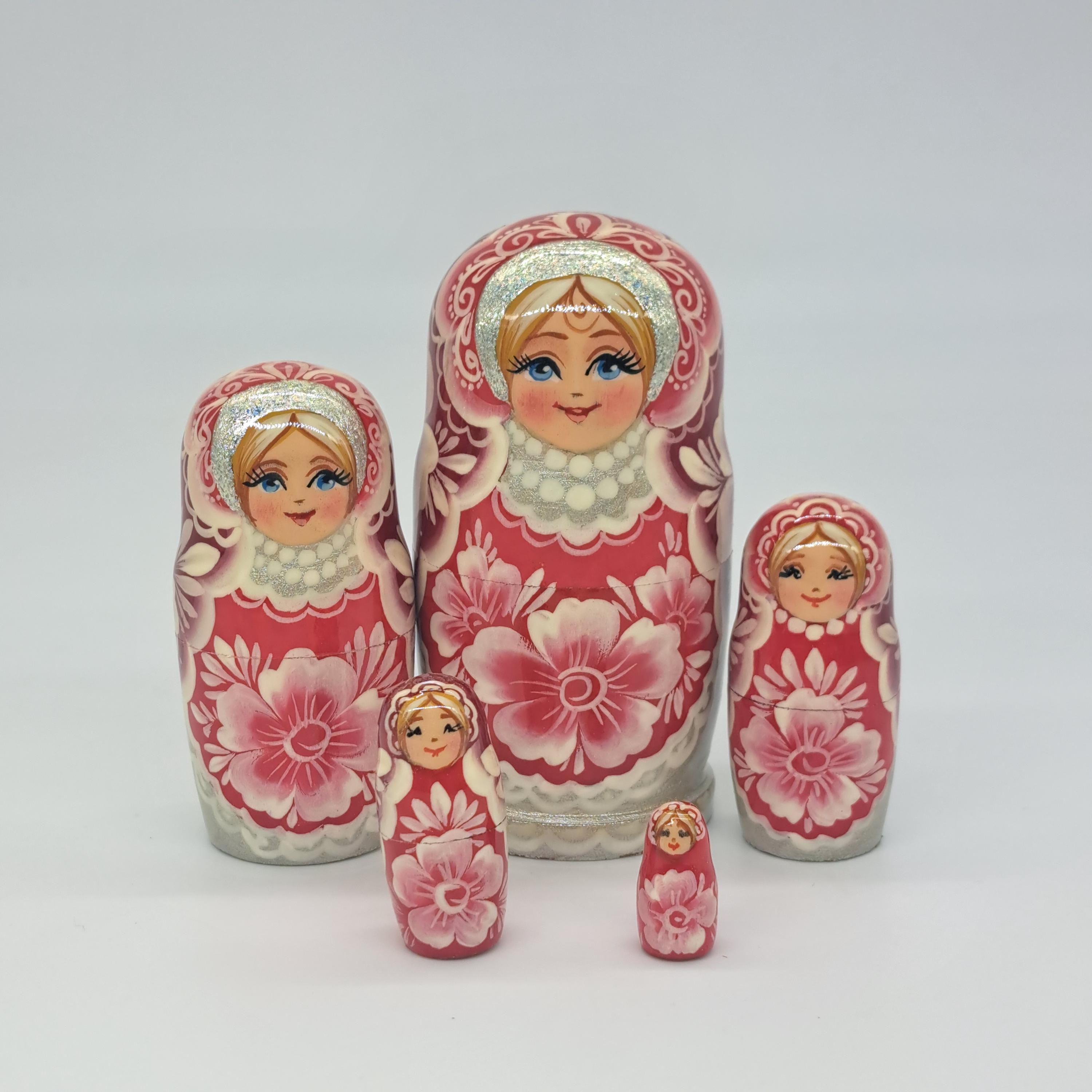 4インチの入れ子人形 5 in 1 ウクライナのマトリョーシカ 木製玩具