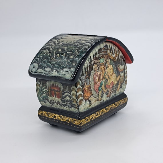 Kholui Lacquer Miniature Box 