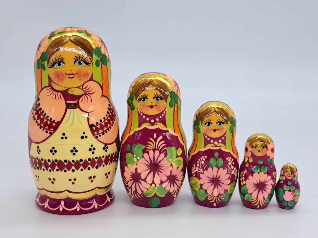 Nesting Dolls Ukrainian Matryoshka 5 Tall, 5 in 1 Wooden Toy Handmade