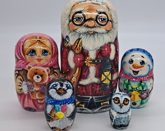 Handmade Santa Claus Nesting Dolls: 5-in-1 Christmas Matryoshka