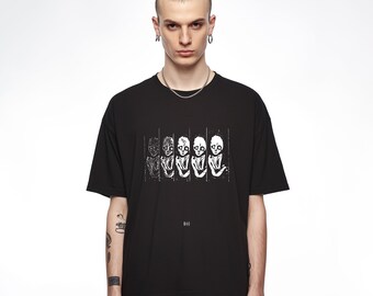 MAD #001 Tee-Shirt, minimalist aesthetics brand for creative people  in 3 colorways