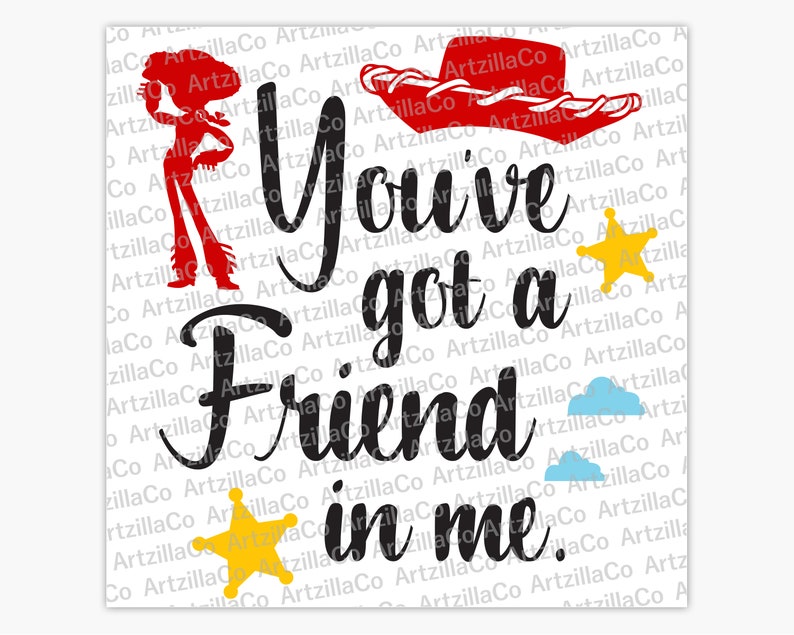 以下が含まれることがあります： 「You've got a friend in me.」というテキストが入った白黒のグラフィックデザイン。赤いカウボーイハット、赤と白のカウボーイブーツ、黄色の星がデザインに含まれています。