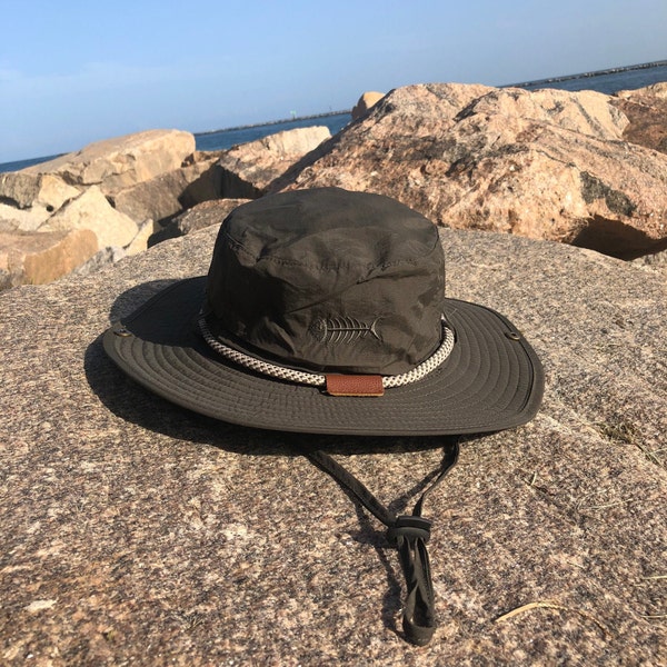 Bucket hat, outdoor hat, hiking hat, sun hat, hat with chin strap, fisherman hat, camping hat, beach hat, pool, summer hat, travel sun hat