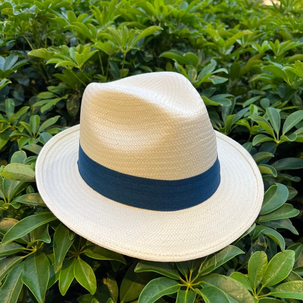 Fedora hoed, strohoed, marineblauwe band, natuurlijke strokleur, kleine randhoed, strandhoed, hoed voor dames, hoed voor mannen, Panamahoed, handgemaakte hoed