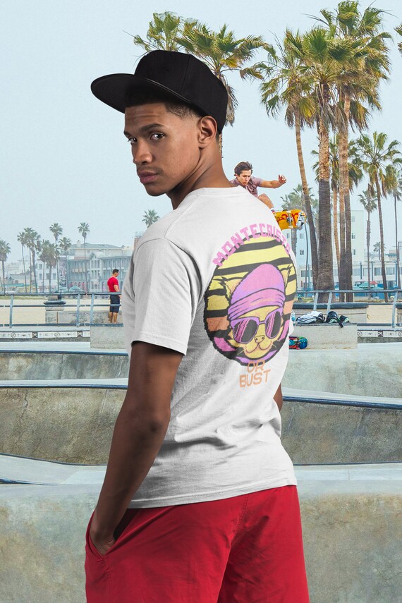 絶対一番安い Montecristo or Bust Short-sleeve Unisex Print on Back T トップス
