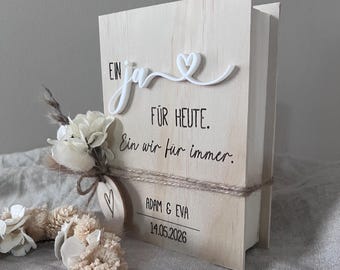Personalized wedding money gift in a test tube | Wedding present | Gift with name | Wooden box