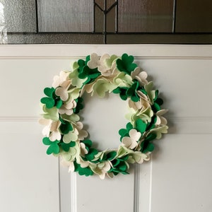 Felt Shamrock Wreath | Front Door Decor | Decorative Wreath | Felt Wreath | St. Patrick’s Day Wreath | Shamrock Felt Decor