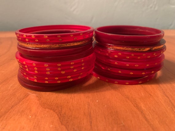 Vintage Lot of 25 Child Sized Plastic Bangles Red… - image 1