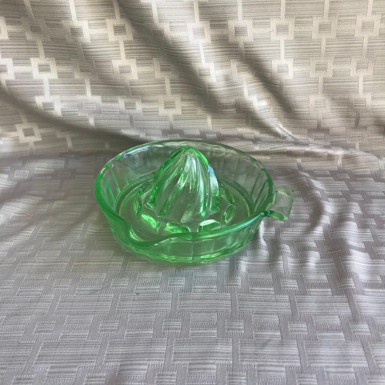 Vintage Green Vaseline Depression Glass Juicer Reamer Etsy