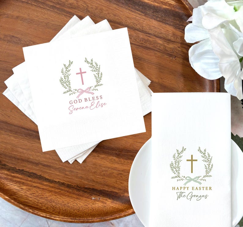 Personalized Preppy Laurel Wreath CROSS Napkins | Cocktail + Dinner ...