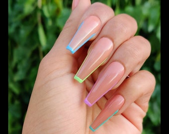 Featured image of post Short Coffin Shaped Nails French Tip : Nails like these are just beautiful.