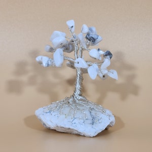 Howlite Crystal tree with Raw Howlite Base, Handmade Gemstone Tree, Mini Tree of Life, Small Crystal Tree