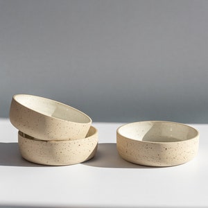 CERAMIC BOWLS SET-Minimal Bowl With Speckles-White Glossy Dishes-Beige Dinnerware-Japanese Dishes-Stoneware Bowl Set-Modern Kitchenware