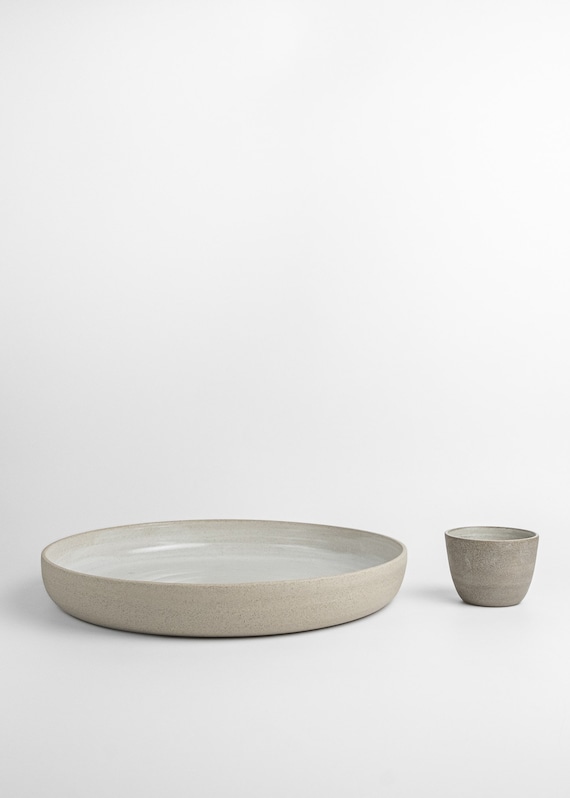 Salatschüssel 36 cm (14 Zoll), große Keramikschüssel aus Steinzeug, XXL-Servierschüssel, handgefertigte Schüssel, minimalistische Schüssel im skandinavischen Stil