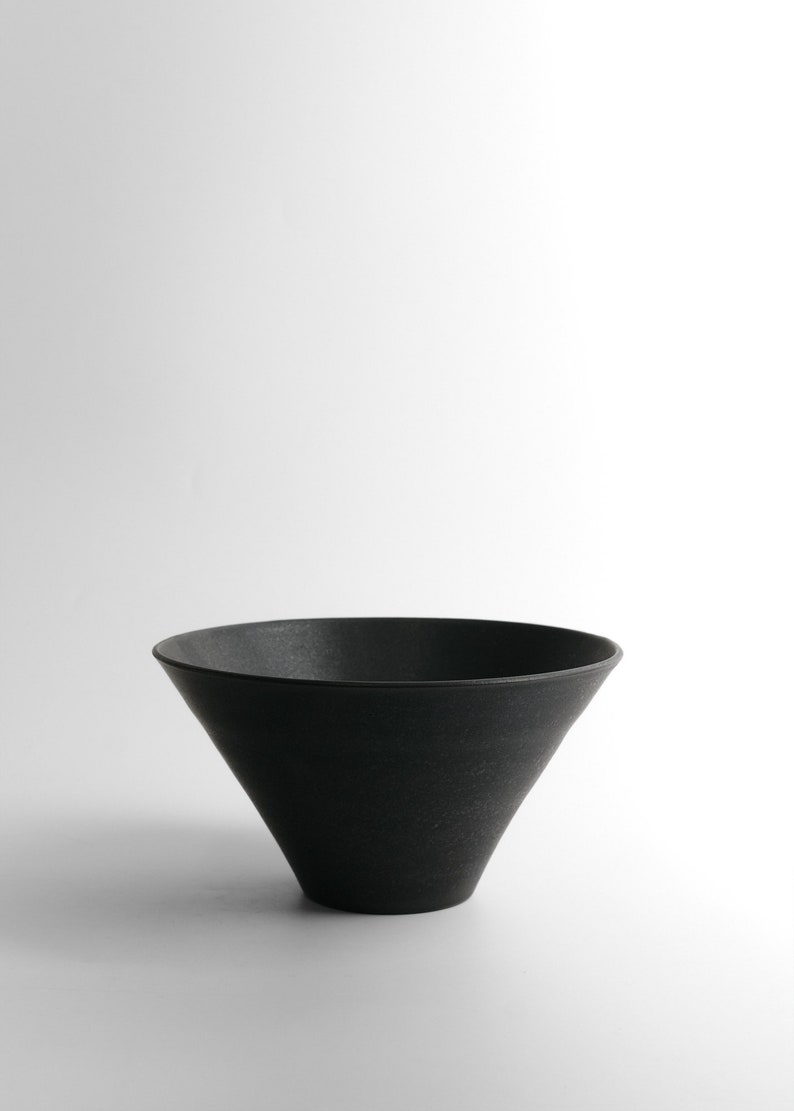 IN STOCK Set of 2 Ceramic Bowls, Black Matte Minimal Ramen Bowl, Modern Black Dishes, Japanese Dishes, Stoneware Bowl Set image 3