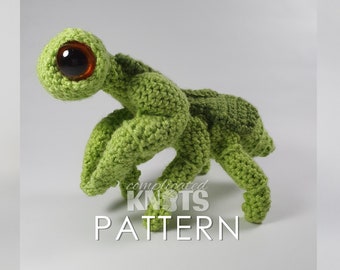 Crochet Pattern - Praying Mantis - **PATTERN ONLY**