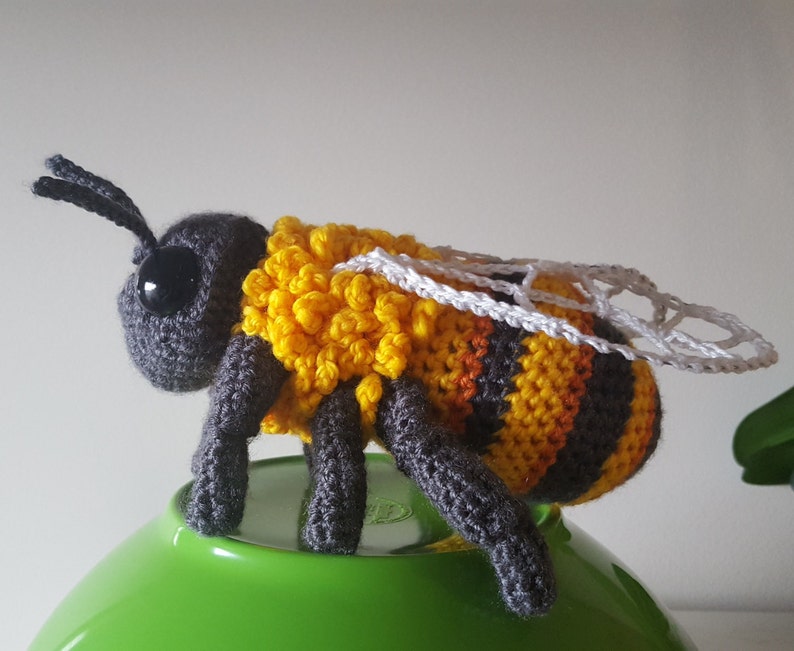 Crochet pattern Bumblebee PATTERN ONLY image 8