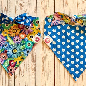 Bandana de perro floral, bandana de perro reversible, bandana floral, bandana de perro, corbata en bandana, bandana reversible para mascotas, pañuelos para perros