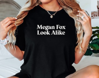 Megan Fox Lookalike Tee: Love is Blind Meme with Chelsea Quote LIB