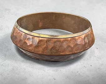 Hammered Copper Bangle Bracelet Modernist Tapered Saucer Brass Vintage Carinated