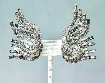 Hattie Carnegie Climber Earrings Clip-on Silver Tone Clear Rhinestone Wings 2”
