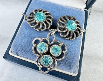 Vintage Nemo Jewelry Set Necklace Earrings Aqua Rhinestone Silver Tone Costume