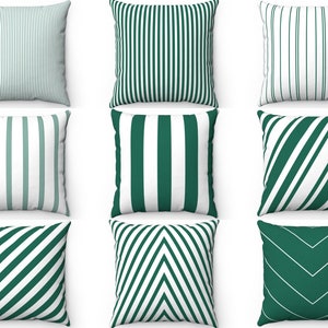 Emerald green accent best sale pillows
