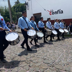 Parade Drummers - Video