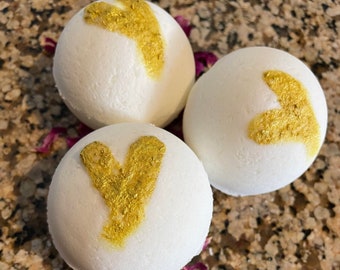 Belle Bath Bomb - Lavender - Eucalyptus - Lemongrass