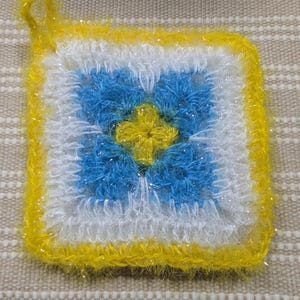 Scrubby | Granny Square Flower