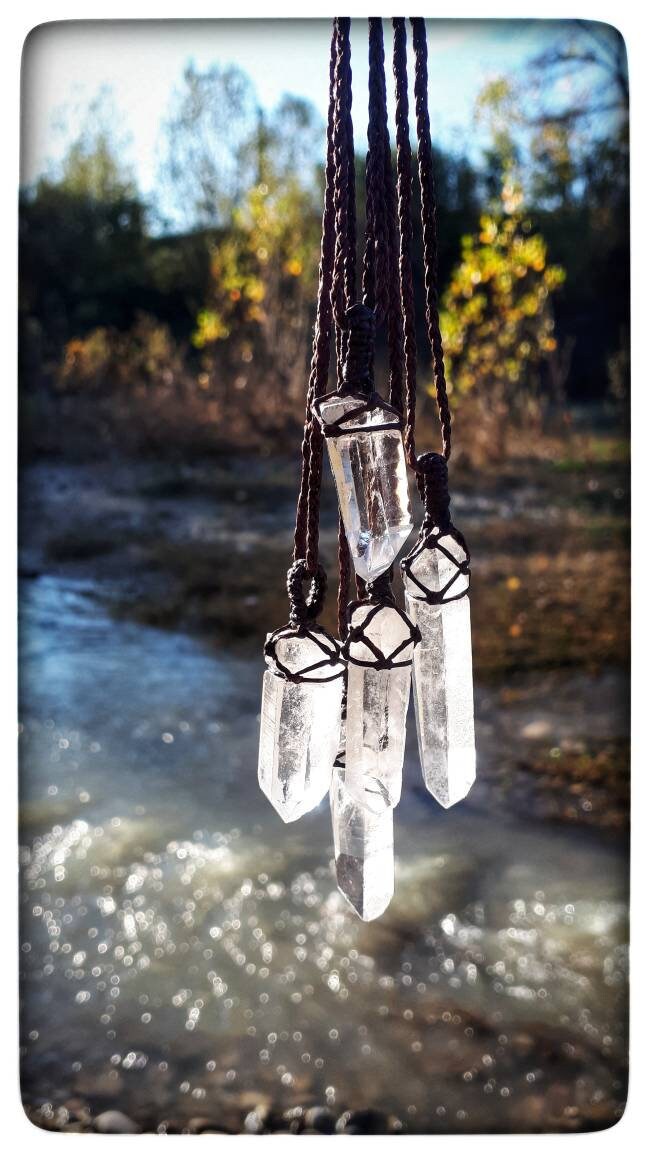 Collana Con Cristallo Di Rocca Grezzo &ndash; Quarzo Ialino Per Cristalloterapia, Chakra E Zen