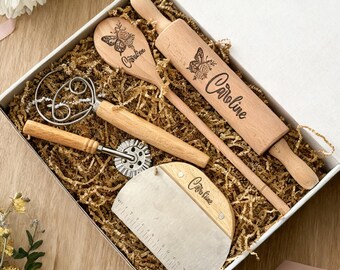 Baking Utensils Gift Set | Engraved Rolling Pin & Wooden Kitchen Accessories | Perfect Holiday or Mother’s Day Gift | Housewarming Gift