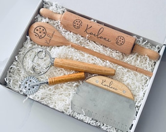 Engraved Rolling Pin, Dough Mixer, Cake Knife & Tongs | Gift for Mom or Baker | Custom Name Baking Gift Box | Home Baking Tools Set