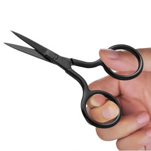 Simple small scissors in 3 colors