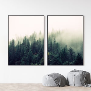 Wald Druck Natur Wandkunst. Foggy Herbst Poster Set. Grün grau Kiefer Bäume 2 Stück druckbare Fotografie