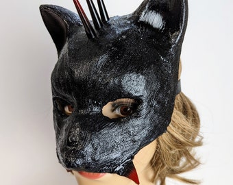 Fox/dog mask with rivets in black